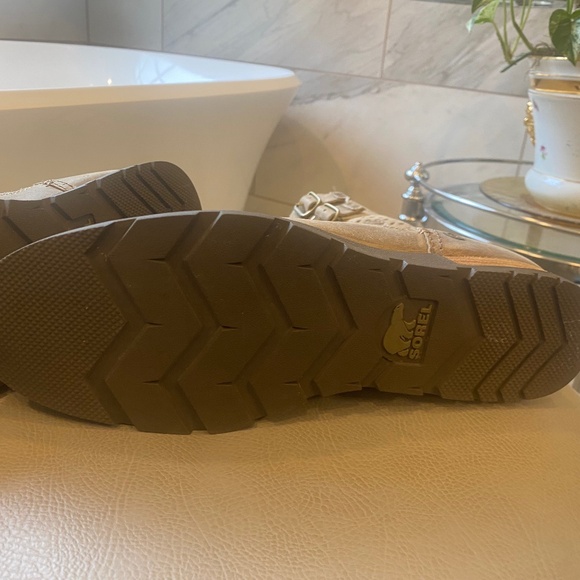 Sorel Major Pull-on Perforated Leather Buckle Boots Size 10.5 - Picture 10 of 10